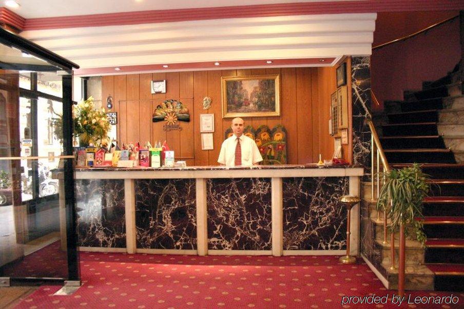 ホテル ブリストル イスタンブール エクステリア 写真